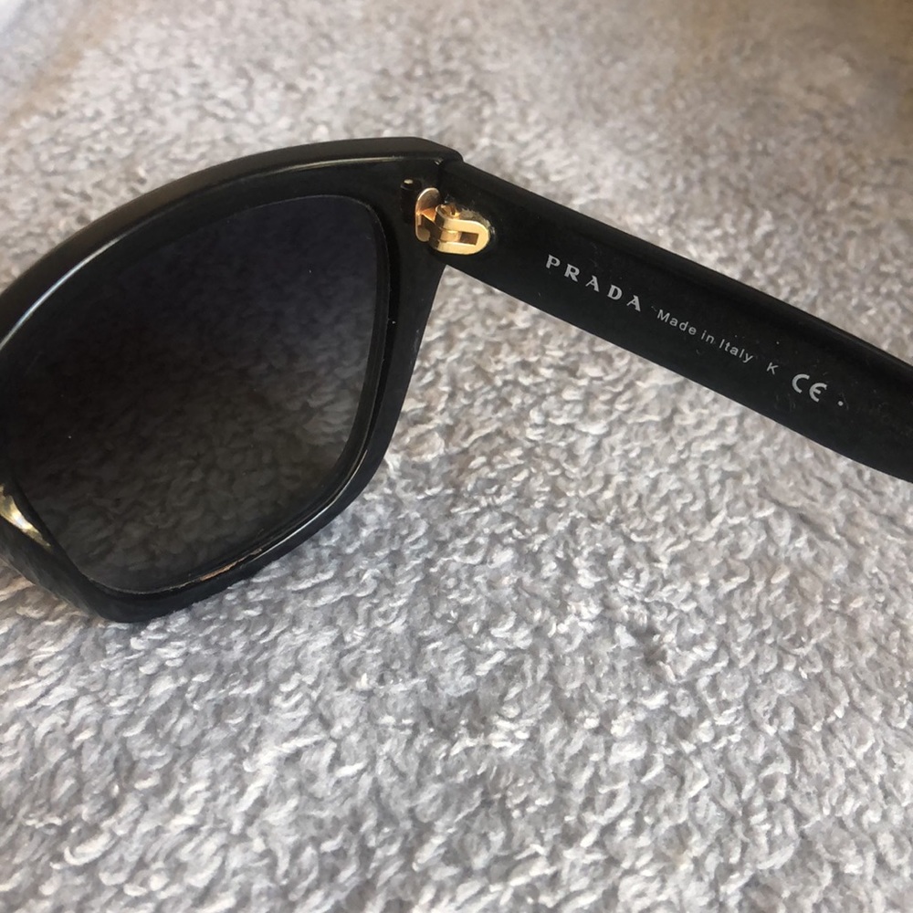 PRADA SUNGLASSES - Picture 4 of 4